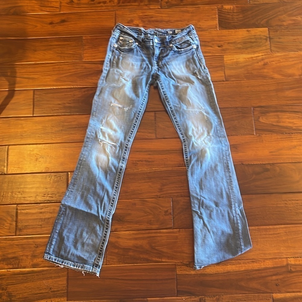 Women’s boot cut jeans size 27